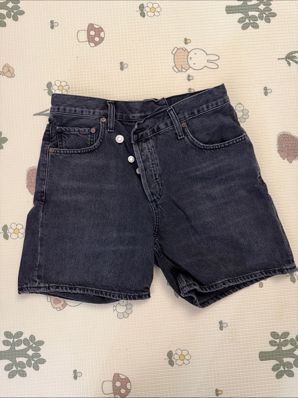 Agolde criss cross denim shorts